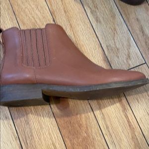 Tan made well flat ankle boots